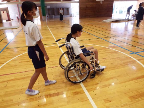 深芝小R5車いす➀