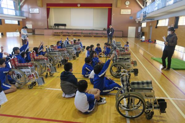 波崎小学校車いす(2)